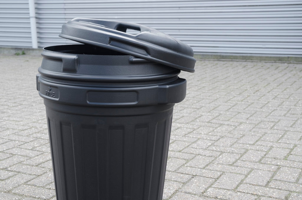 Unbranded Storage Bucket with lid 70 litre